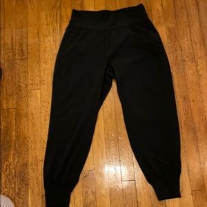 COPY - LULULEMON Joggers